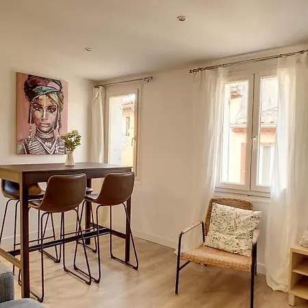 Vanille Climatise Port Et Plages A Pieds By Laconciergtie13 Apartment La Ciotat